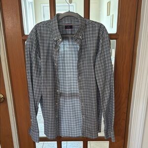 Untuckit Mens Button Down